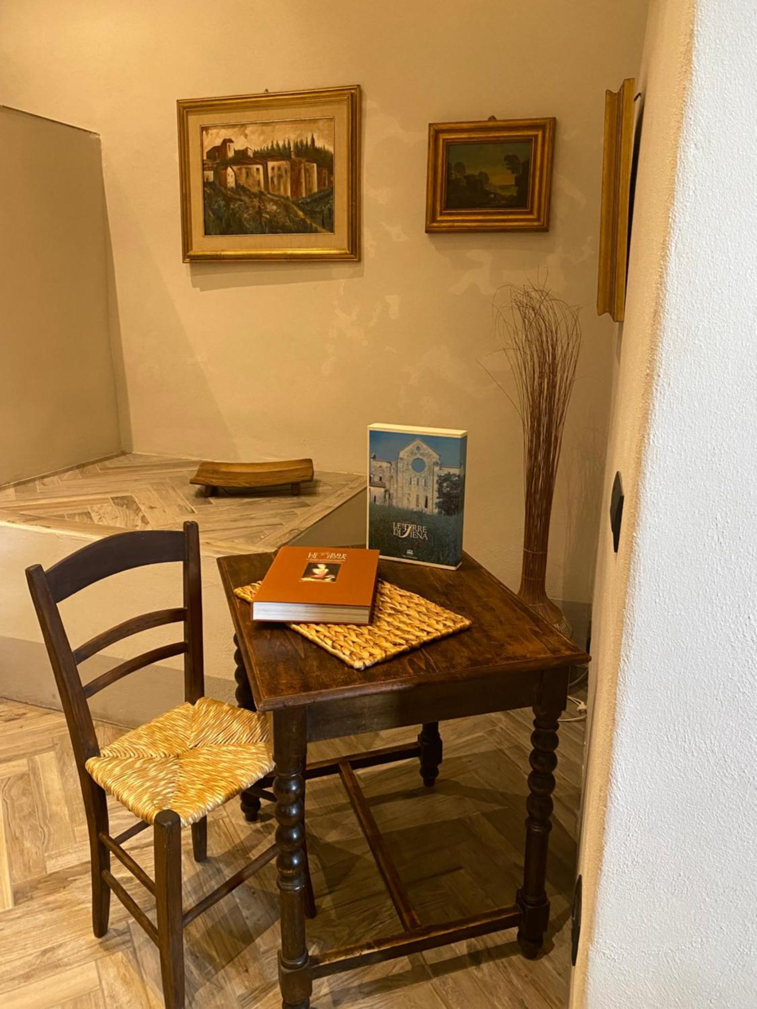 Loft Vicolo Di Vallepiatta 2 Min Piazza Del Campo Con Parcheggio Siena Exteriér fotografie